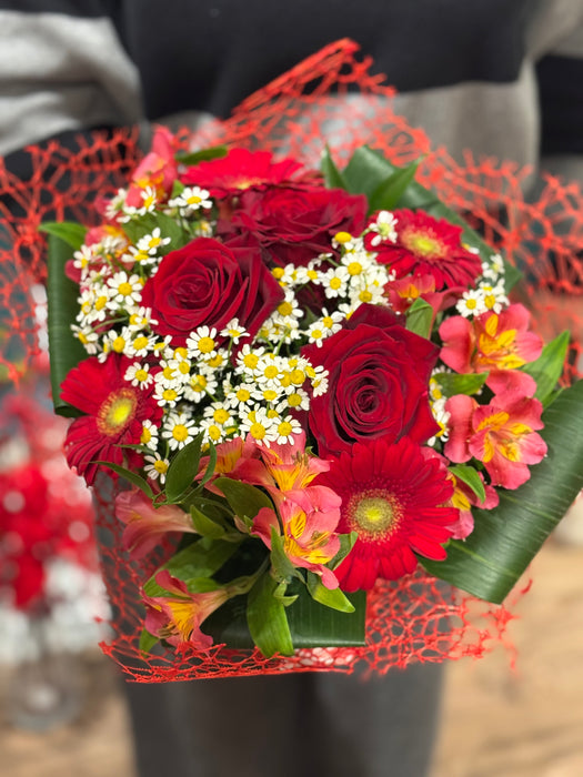 Bouquet Gioia Naturale Rose Garofanini Aspidistria