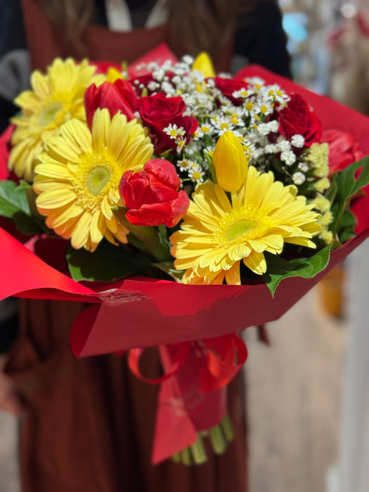 Bouquet Alba Fiorita rose gerbere tulipani