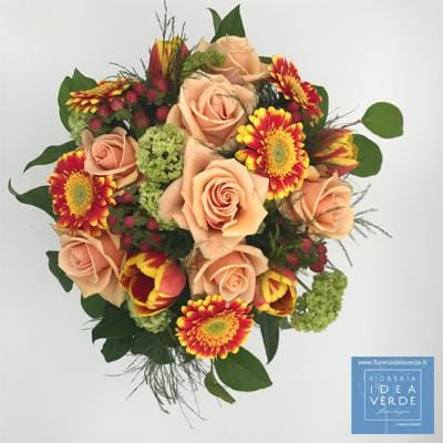 Bouquet Bouquet Roses Gerberas Tulips Ipericum Viburnum