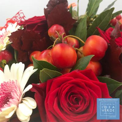 Bouquet Bouquet Red Roses Gerberas Hypericum