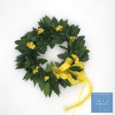Laurel wreath for graduation with flowers