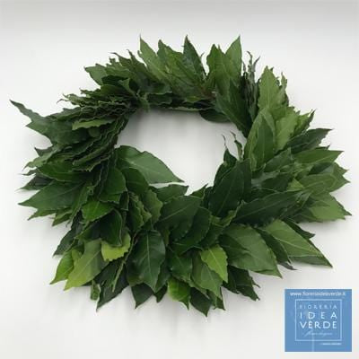 Laurel wreath for graduation with flowers