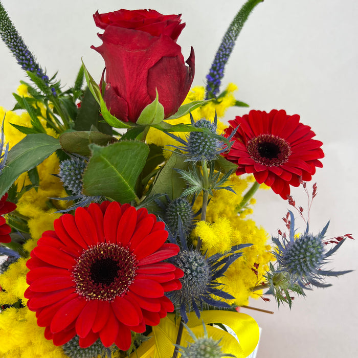 Handbag with mimosa and roses